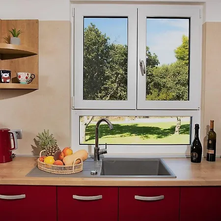 Mit Privatpool Fuer 6 Personen Ca 160 Qm In Pula, Istrien Istrische Riviera Holiday home *