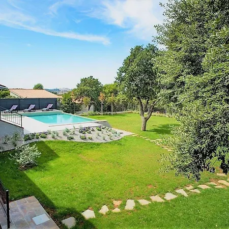 Mit Privatpool Fuer 6 Personen Ca 160 Qm In Pula, Istrien Istrische Riviera * Pula